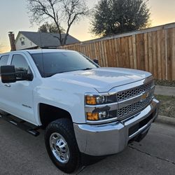 2019 Chevy Silverado 2500hd 4x4 