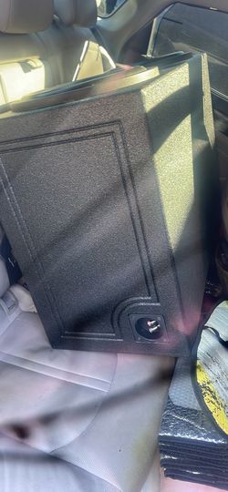 Q bomb box fits 2 (12) inch subs I bought STX Audio the speakers come with a warranty I paid 170 a speaker