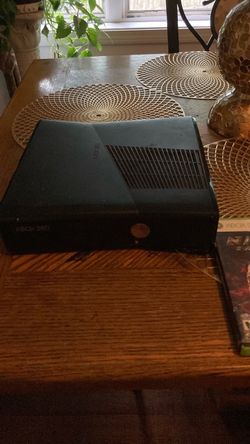 Microsoft Xbox 360 Slim Console
