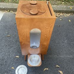 Dog Food Dispenser 