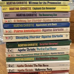Lot Of 18 Vintage Agatha Christie Mystery Novels