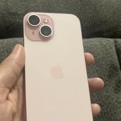 iPhone 15 Pink 