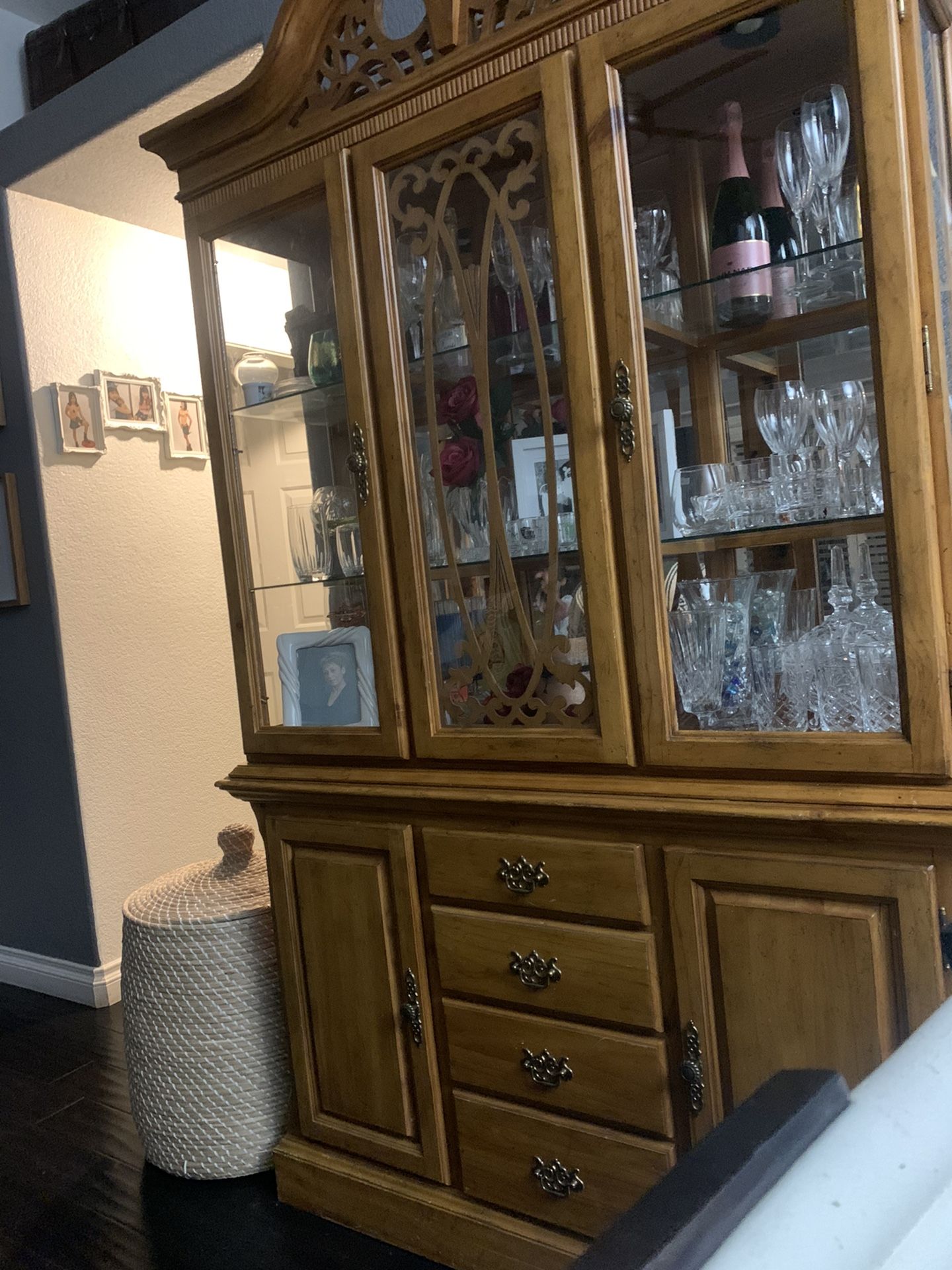 Stanley Furniture China Cabinet
