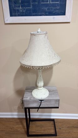 Table lamp