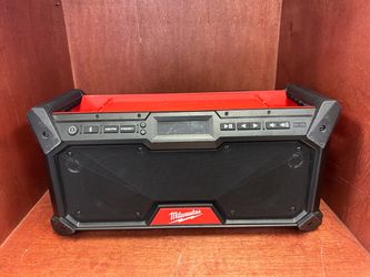 Milwaukee Jobsite radio TOOL ONLY