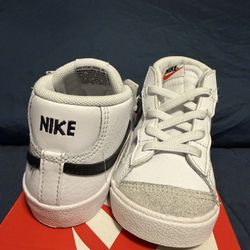 Nike Toddler Size 8
