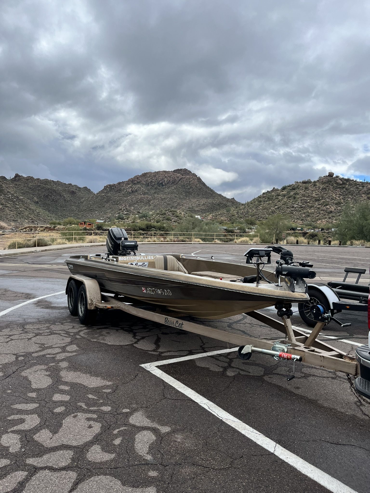 Bass Boat. 19’