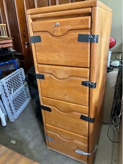 Wood file cabinet with key