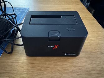 Hard disk dock for SATA drives up to 2TB