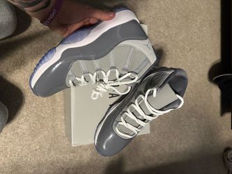 Air Jordan 11 Retro Cool Grey Sneakers