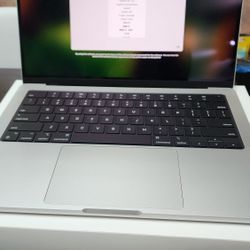 MacBook Pro M4 Chip