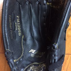 Junior Rawlings Baseball Glove