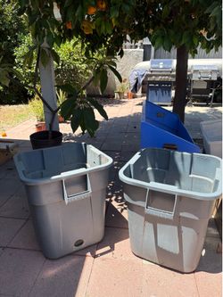 Heavy-Duty Commercial Storage Totes (2) – Large Capacity