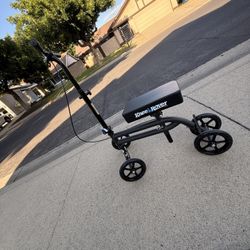 Barely Used Black Steerable Scooter - Like New!