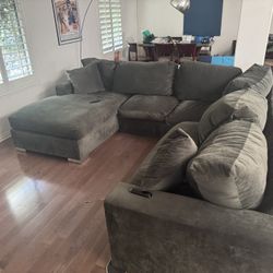 Free Sectional Sofa / Couch
