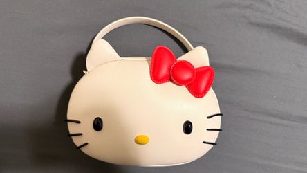 Kate Spade Hello Kitty 3D