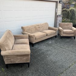 3 Piece Couch Set, FREE delivery 