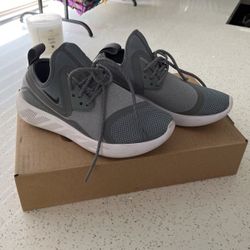 Womens Nike Shoes
