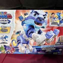 PJ Masks Animal Power Charge and Roar Power Cat, Interactive Toys with Lights and Sounds