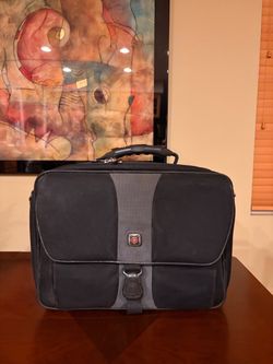 Swiss laptop bag