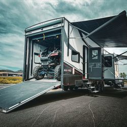 47’ Toy Hauler W/13’ Garage