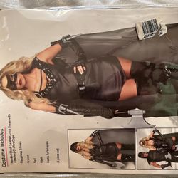 Halloween Sexy Assassin costume Small 
