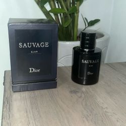 Open box dior savuage  100ml