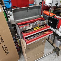 Old Metal Craftsman Tool Box With Tools