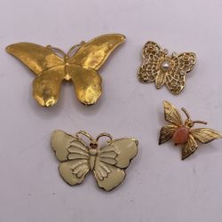 Vtg butterfly brooch Set 