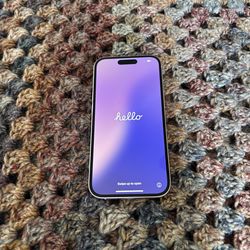 IPHONE 15 Pink