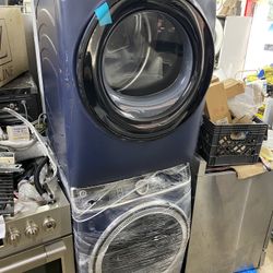 GE Sapphire Blue Washer And Gas Dryer Front Load 