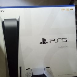 ps5 practicly branf new