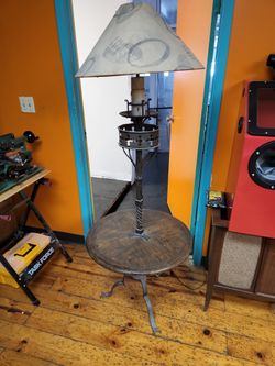Table lamp