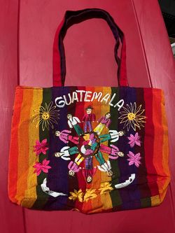 Handmade artesenal Guatemala flower handbag