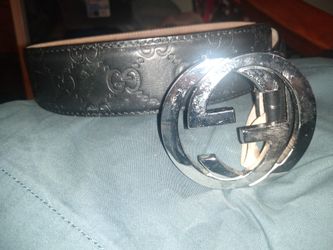 Black Gucci belt size 34