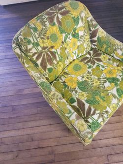 Selig of Monroe Lounge Chair