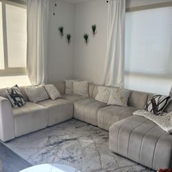 Elegant White Sectional Sofa – Modern Chic, Comfy & Includes Pillows! $985 OBO