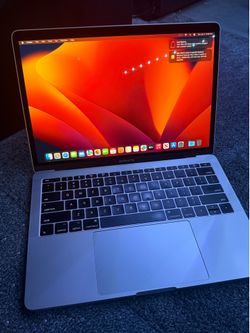 Apple MacBook Pro 2017 13” | 8GB RAM | 256GB SSD | Silver