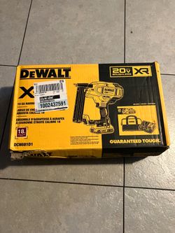 DEWALT 18GA NARROW CROWN STAPLER KIT