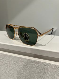 NEW original Ray Ban New Caravan