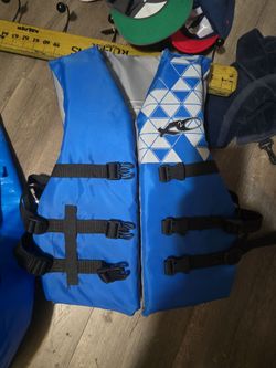 WATER SKI,PWC OR WAKEBOARD VEST,ADULT UNIVERSAL