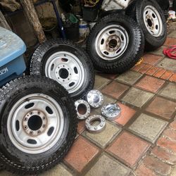 Ford Super Duty Wheels LT245/75R17