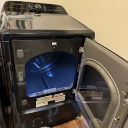 Samsung - 7.4 Cu. Ft. Smart Gas Dryer with Steam and Pet Care Dry