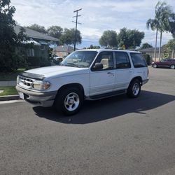 1996 Ford Explorer