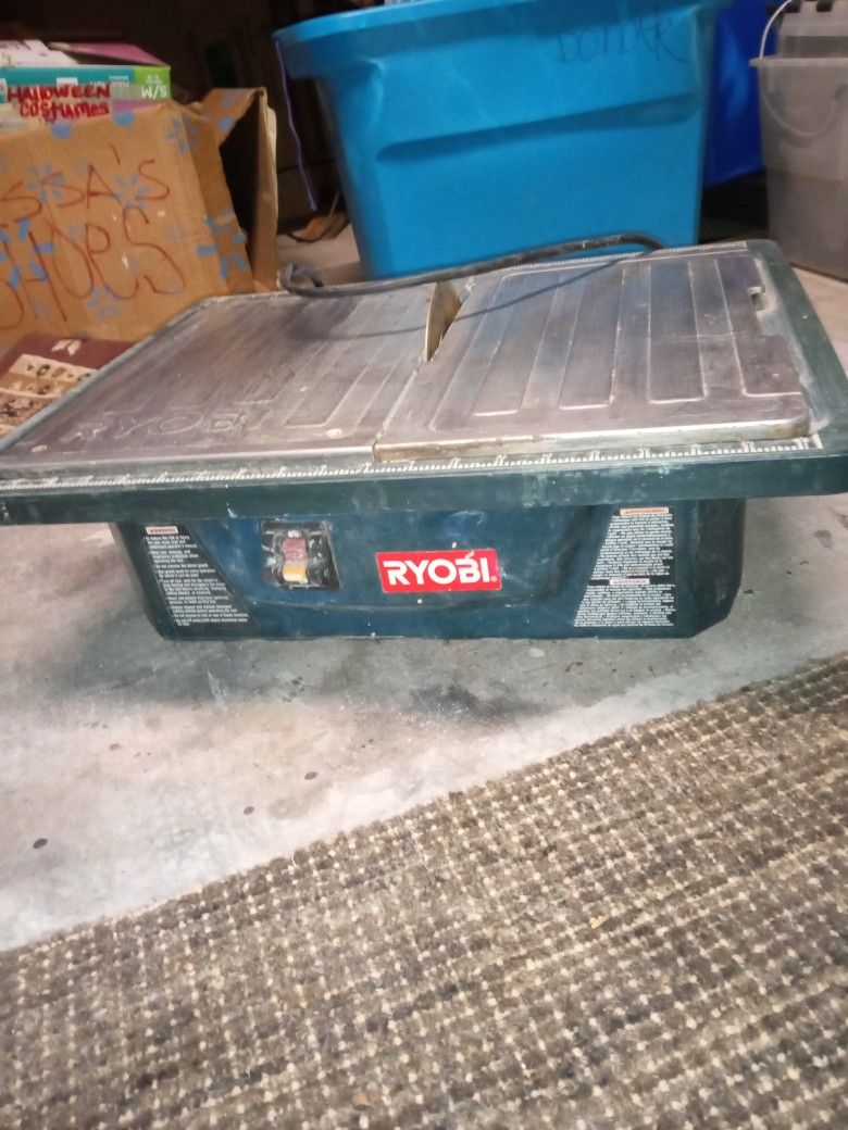 Ryobi Tile Saw