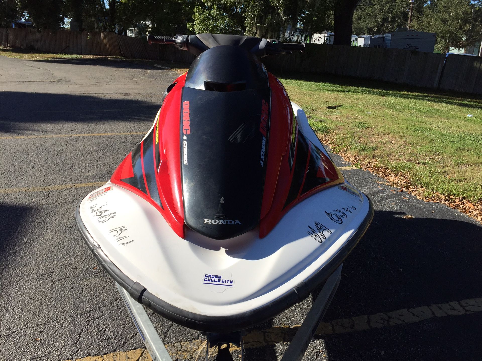 2004 HONDA AQUATRAX R-12 JET SKI