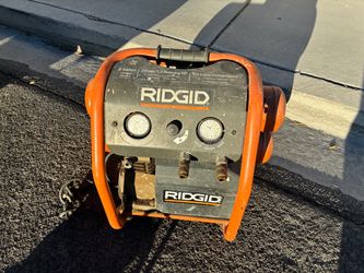 RIDGID 5 Gallon Oil Lube Air Compressor