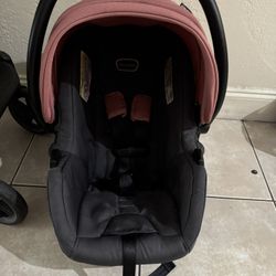 Car seat / Stroller Combo 