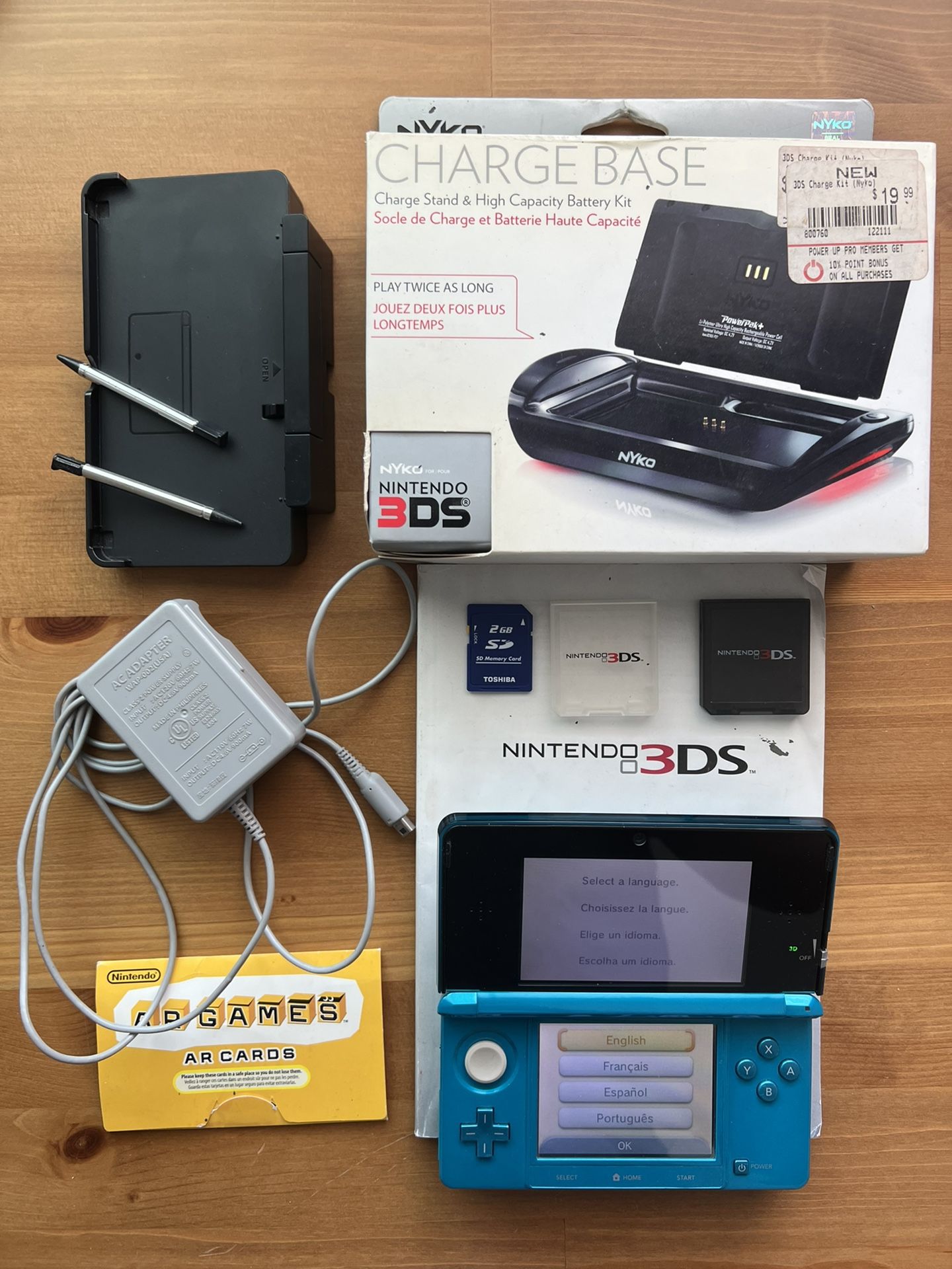 Nintendo 3DS Aqua Blue Tested, Working + Charge Base