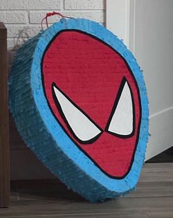Custom Spider-Man  Spidey piñata